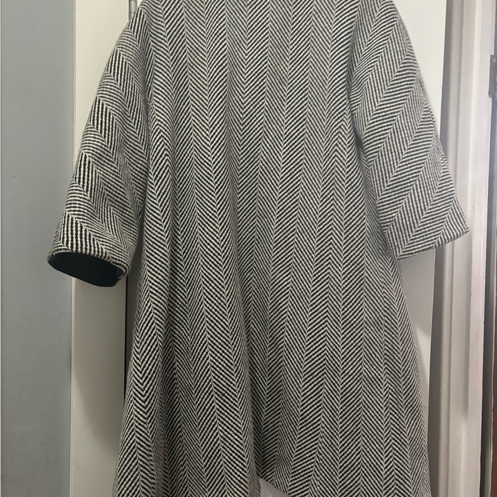 Vintage Chevron Patterned Coat - Picture 3 of 5